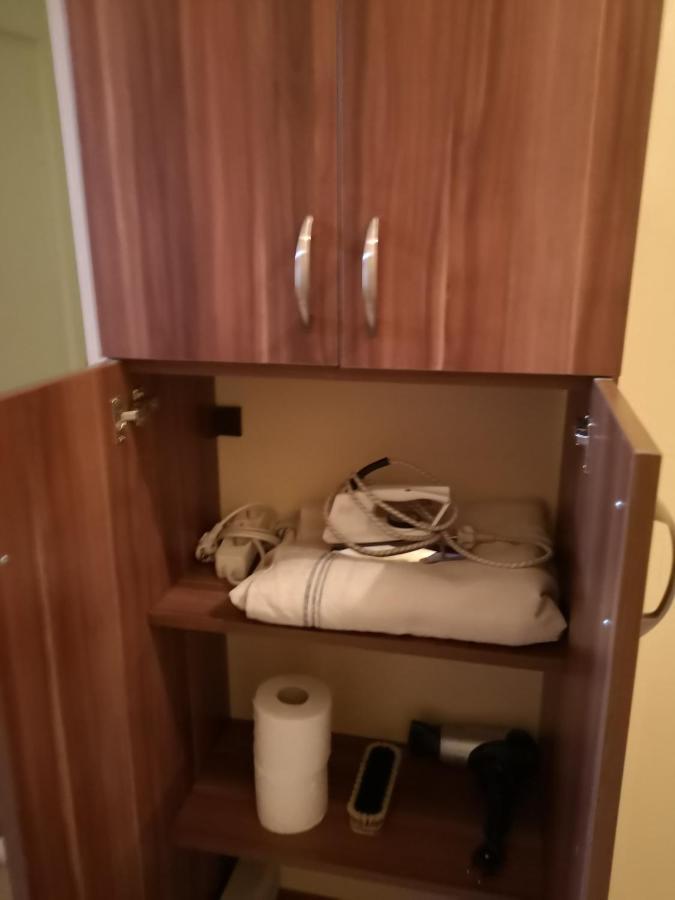 Veva Apartman - Eger Maganszallashely Екстериор снимка