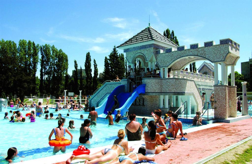 Veva Apartman - Eger Maganszallashely Екстериор снимка